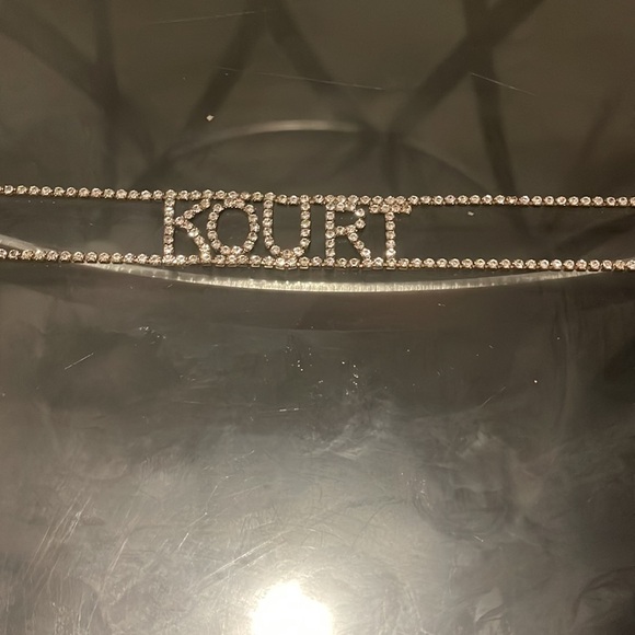 KOURTNEY KARDASHIAN choker x boohoo collab - Picture 3 of 7